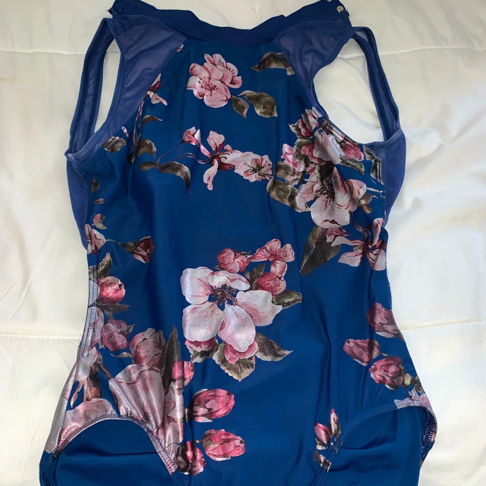 LEOTARD - SIZE SMALL